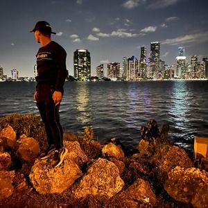 Meet your Posher, Milton